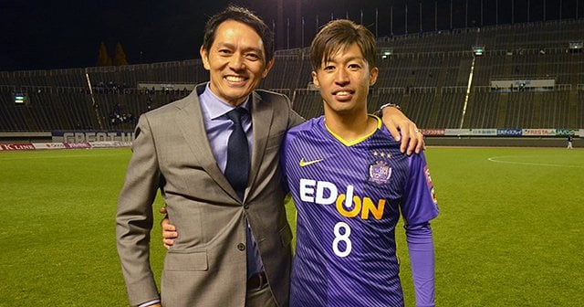 広島・森崎和幸、引退決断の真相。見守り続けた西岡明彦アナとの絆