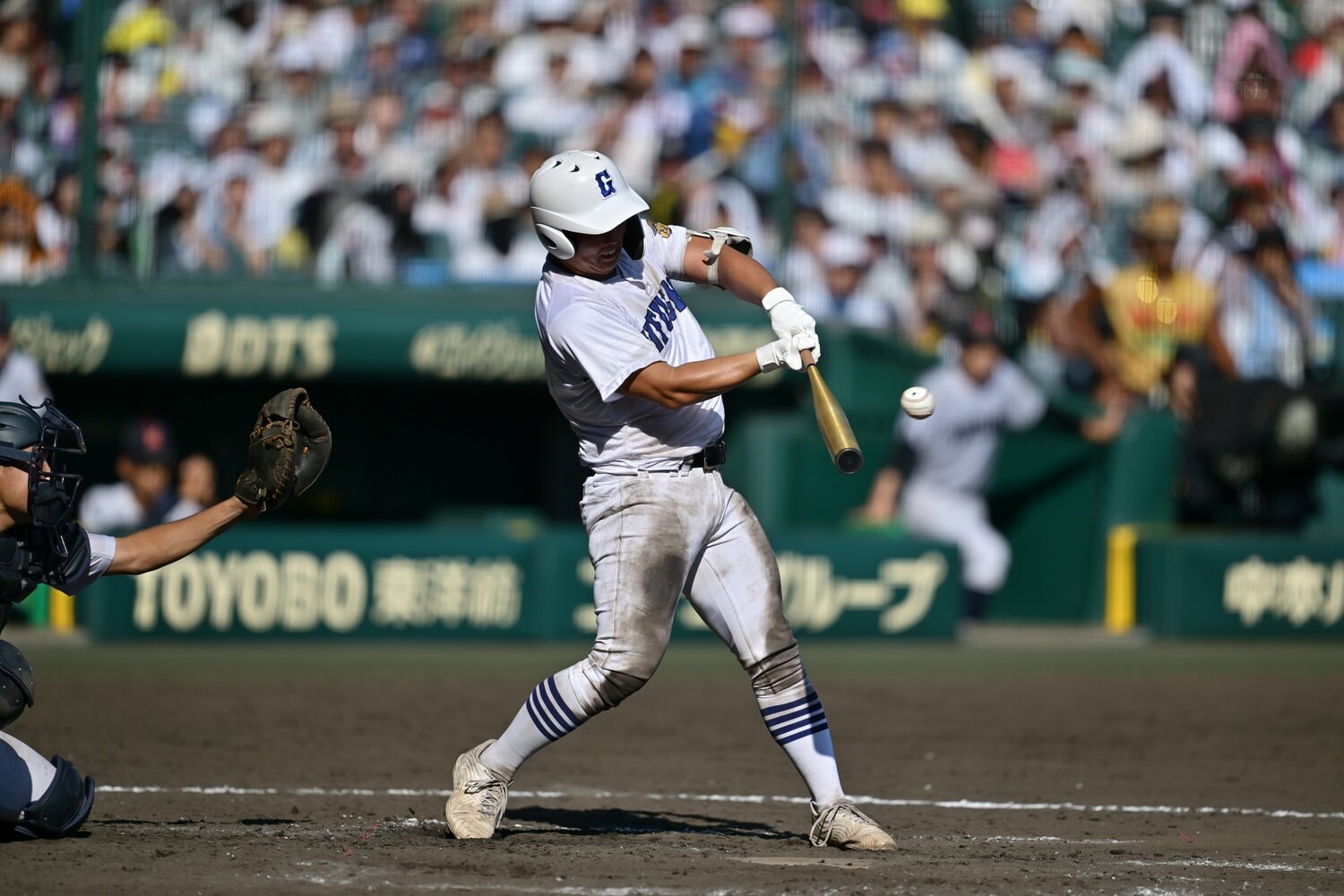 横浜との準々決勝で延長10回裏に起死回生の3点タイムリーを放った県岐阜商の小鑓　©Hideki Sugiyama