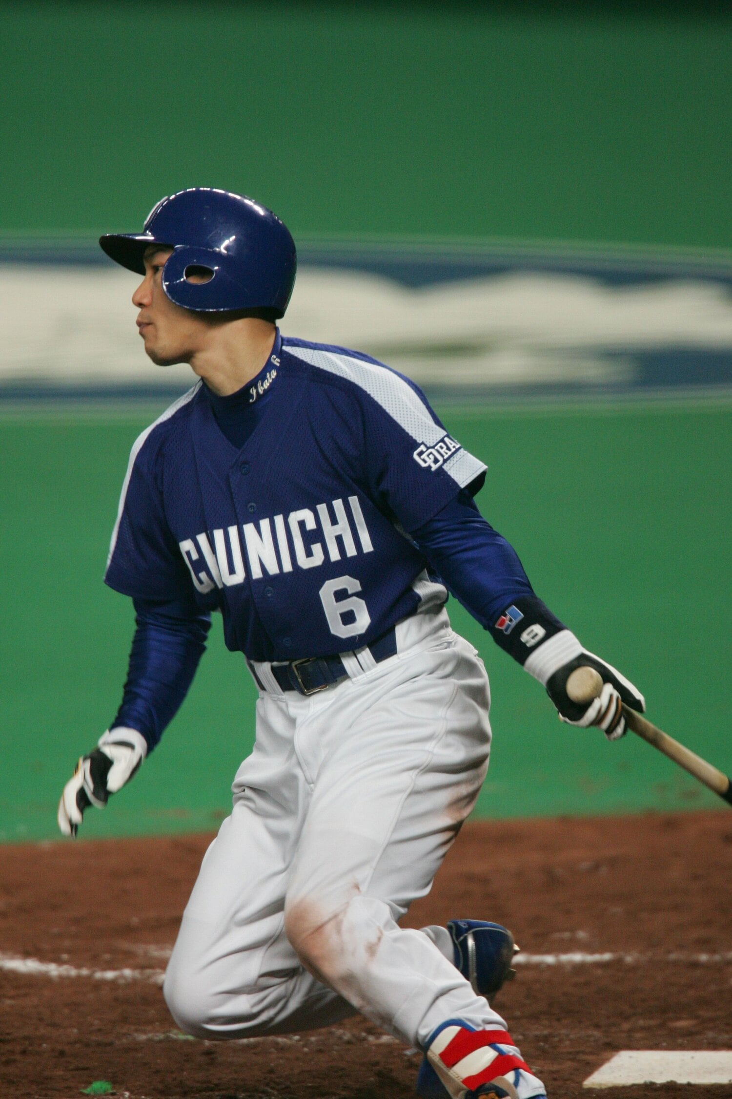 現役時代の井端。一軍昇格のきっかけになったのがディンゴのバックアップという役割だったという　©Hideki Sugiyama