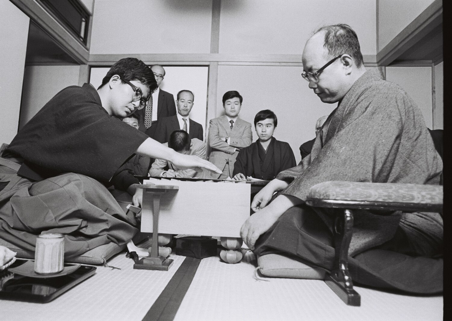 中原と大山の対局 ©BUNGEISHUNJU