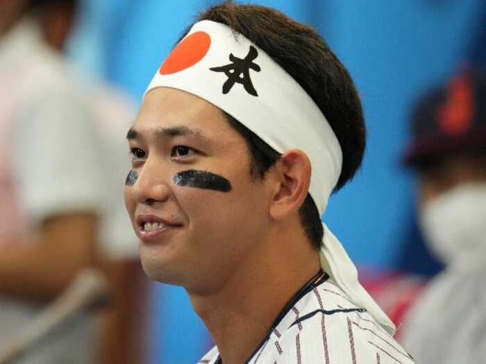 侍ジャパン“笑わせた”栗原陵矢「監督の赤いパンツのようにアツく行きましょう」 “まさかの”4位ホークスのカギを握る25歳＜Number Web＞ photograph by JMPA