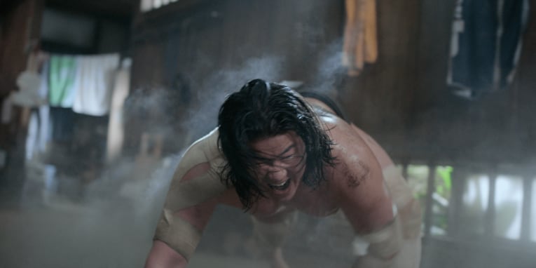 Netflixシリーズ「サンクチュアリ -聖域-」独占配信中