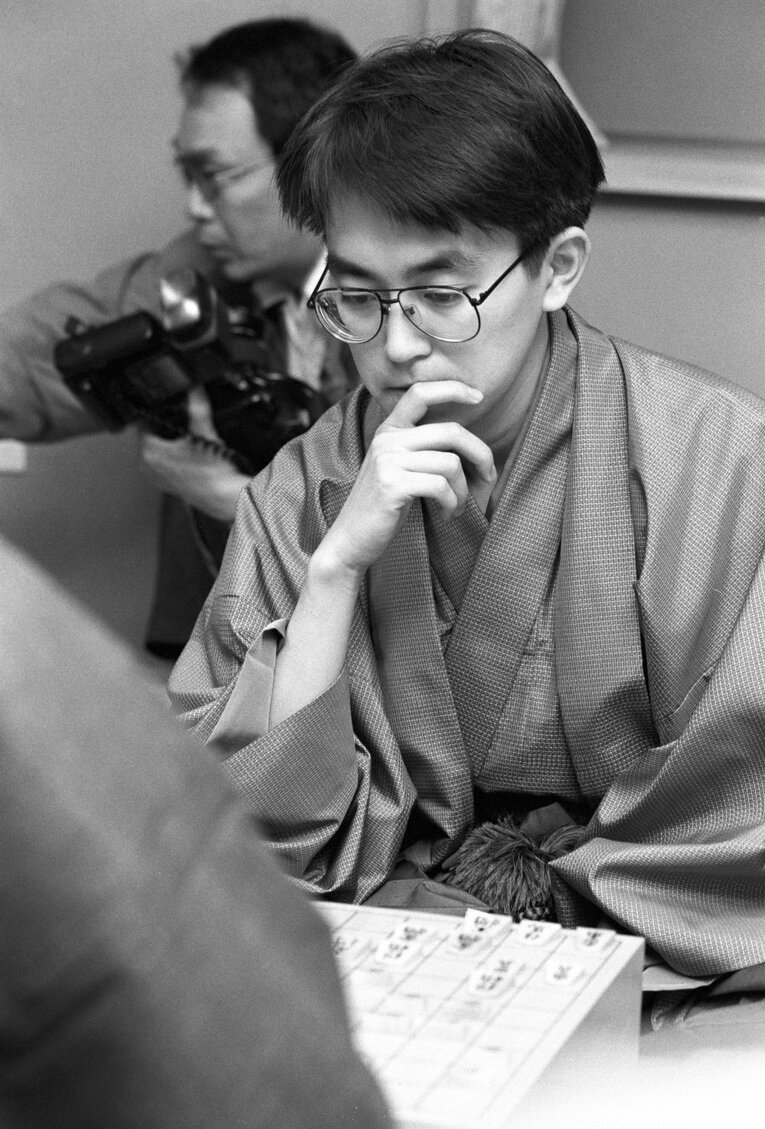 1995年の羽生善治（当時24歳） ©BUNGEISHUNJU