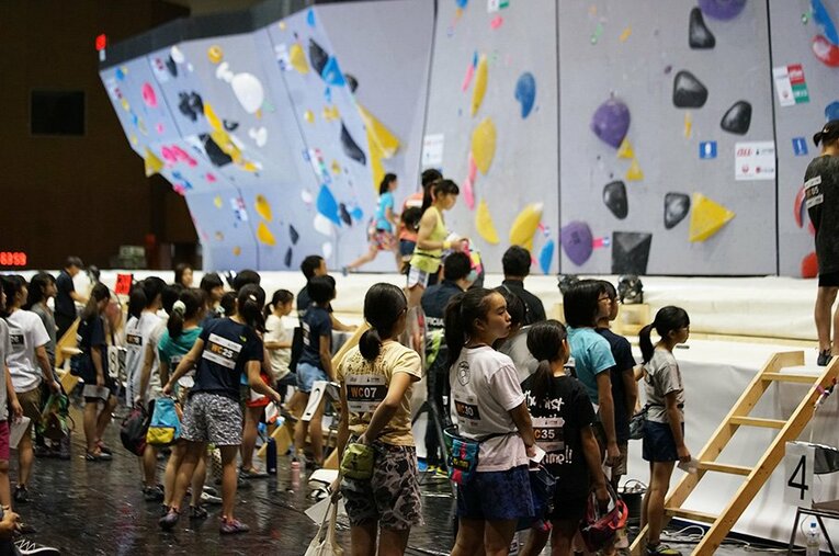 「ボルダリング・ユース日本選手権倉吉大会」の会場となった、倉吉スポーツクライミングセンター。 ／ photograph by Ichiro Tsugane