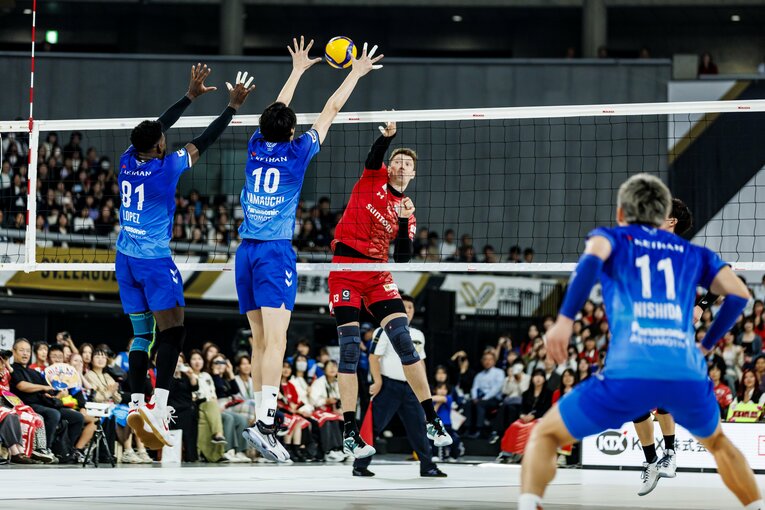 ドミトリー・ムセルスキー（サントリーサンバーズ大阪）　©︎Kiichi Matsumoto