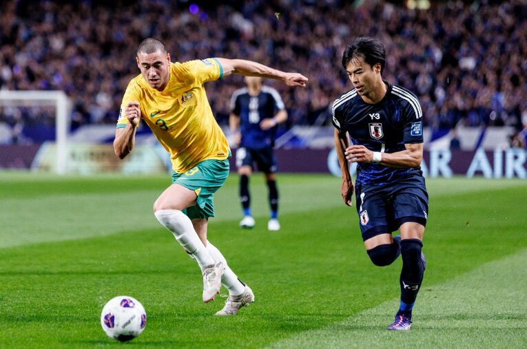 三笘薫ら強力なタレントを擁する日本に対し、守備的な戦い方を徹底したオーストラリア。試合後、トニー・ポポビッチ監督が本音を語った ／ photograph by Kiichi Matsumoto