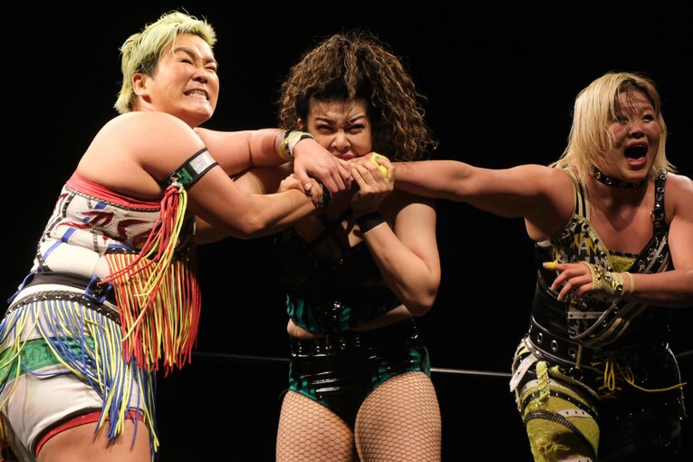 「圧倒される肉体美」を目指す新人女子プロレスラー…コンテストにも出場するZONESが語る“理想像”「実は体重が10kg減ったんです」(77)