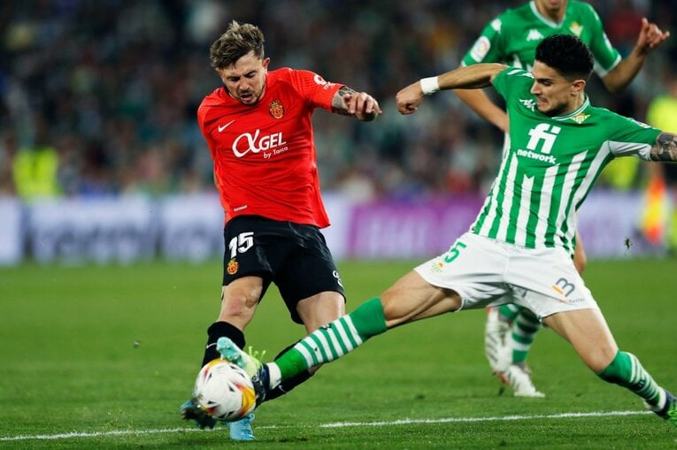 森保監督が久保建英をスペインまで見に来たのに…45分で交代　カメラマンが「終盤までいれば」と心残りを感じた理由(36)