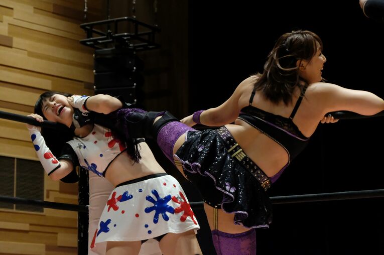 レスラー時代の黒崎セラ（YUMI）