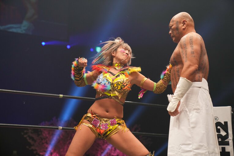 メインイベント、彩羽匠とのタッグで白使に挑んだウナギ