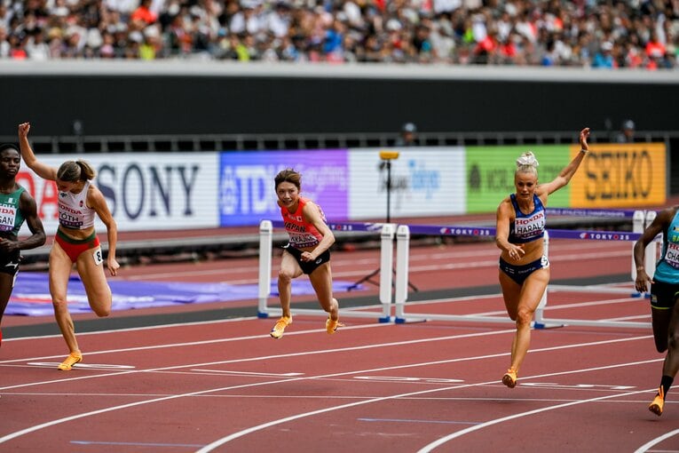【東京世界陸上】100mハードル予選を走る中島ひとみ（長谷川体育施設）　©Nanae Suzuki