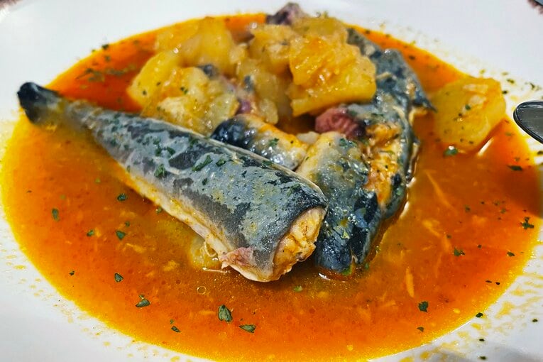 ウナギのぶつ切りを煮込んだ郷土料理 ©Daisuke Nakashima