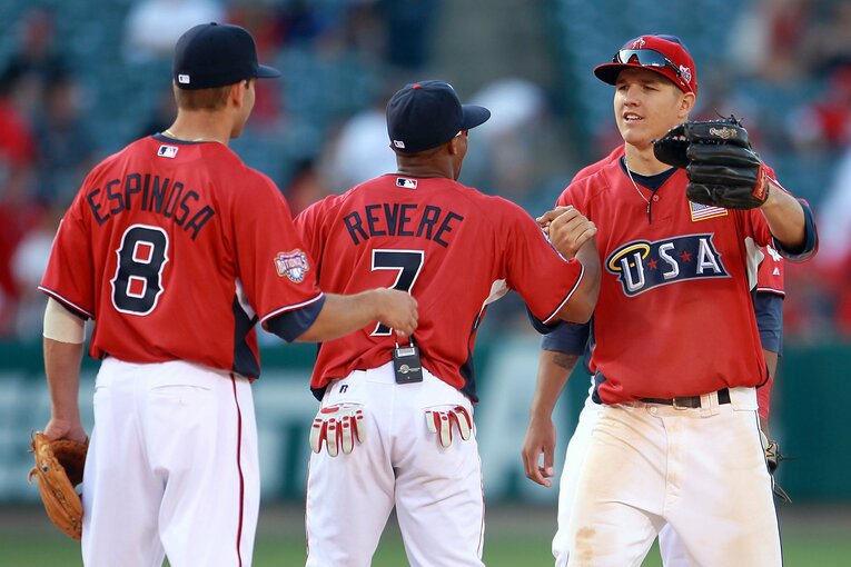 14年前、まだメジャーデビュー前のトラウト（18歳／右）　©Getty Images