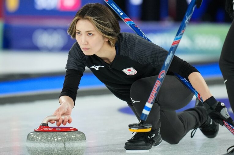 カーリング女子日本代表・フォルティウスのスキップ吉村紗也香。持ち前の正確なショットは蘇るのか ／ photograph by Tsutomu Kishimoto/JMPA