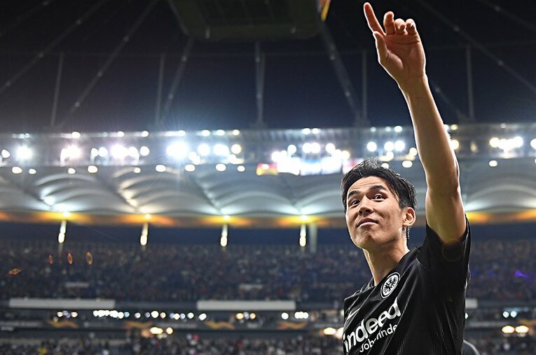 苦しい台所事情のなか、躍進したチームを支え続けた長谷部誠。来季はフランクフルト在籍6年目のシーズンとなる。 ／ photograph by Getty Images