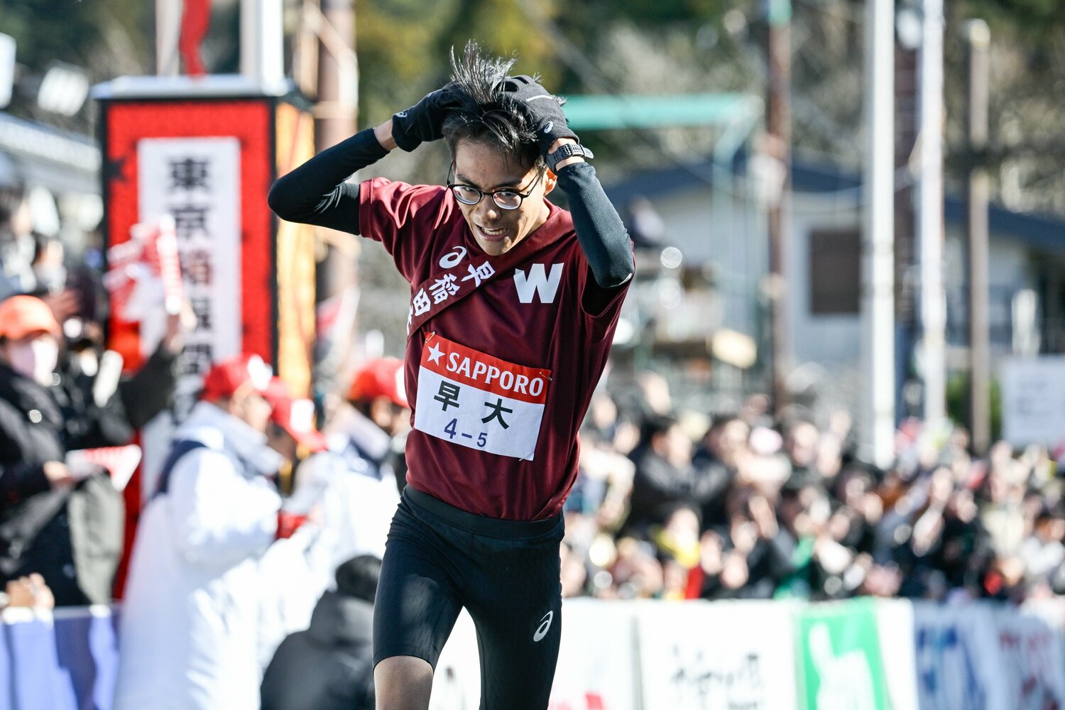 ゴール後、悔しさで思わず頭を抱えた工藤 ©Nanae Suzuki