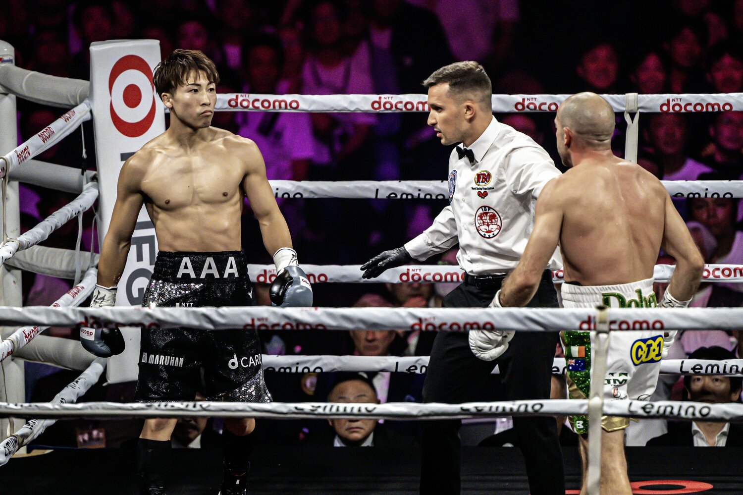 ネリ戦とは異なり、井上は終始冷静な表情で試合を進めていた　©Takuya Sugiyama