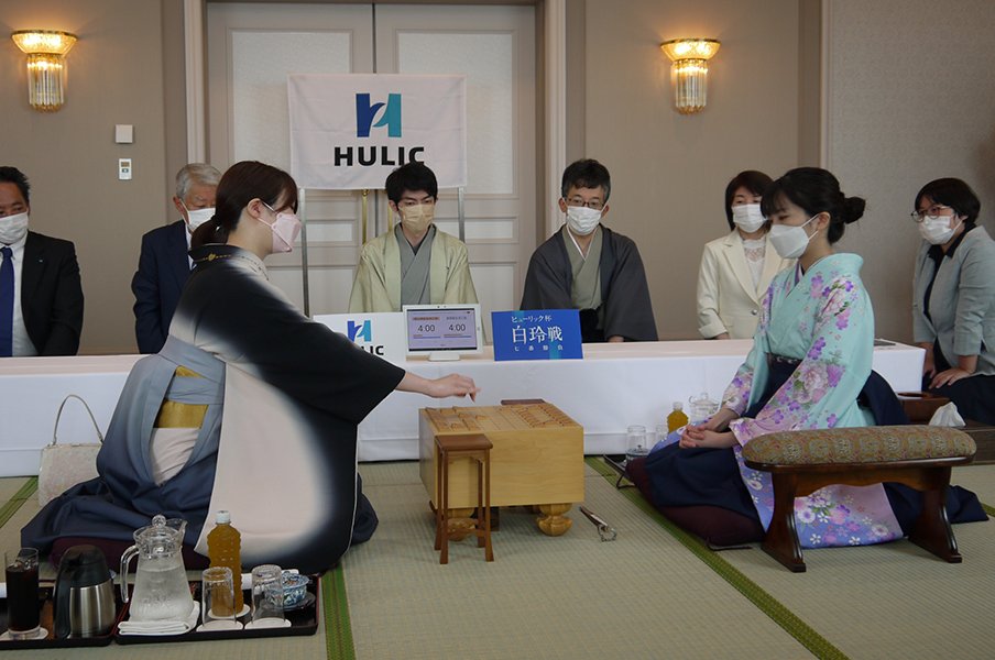 白玲戦第1局　©LPSA