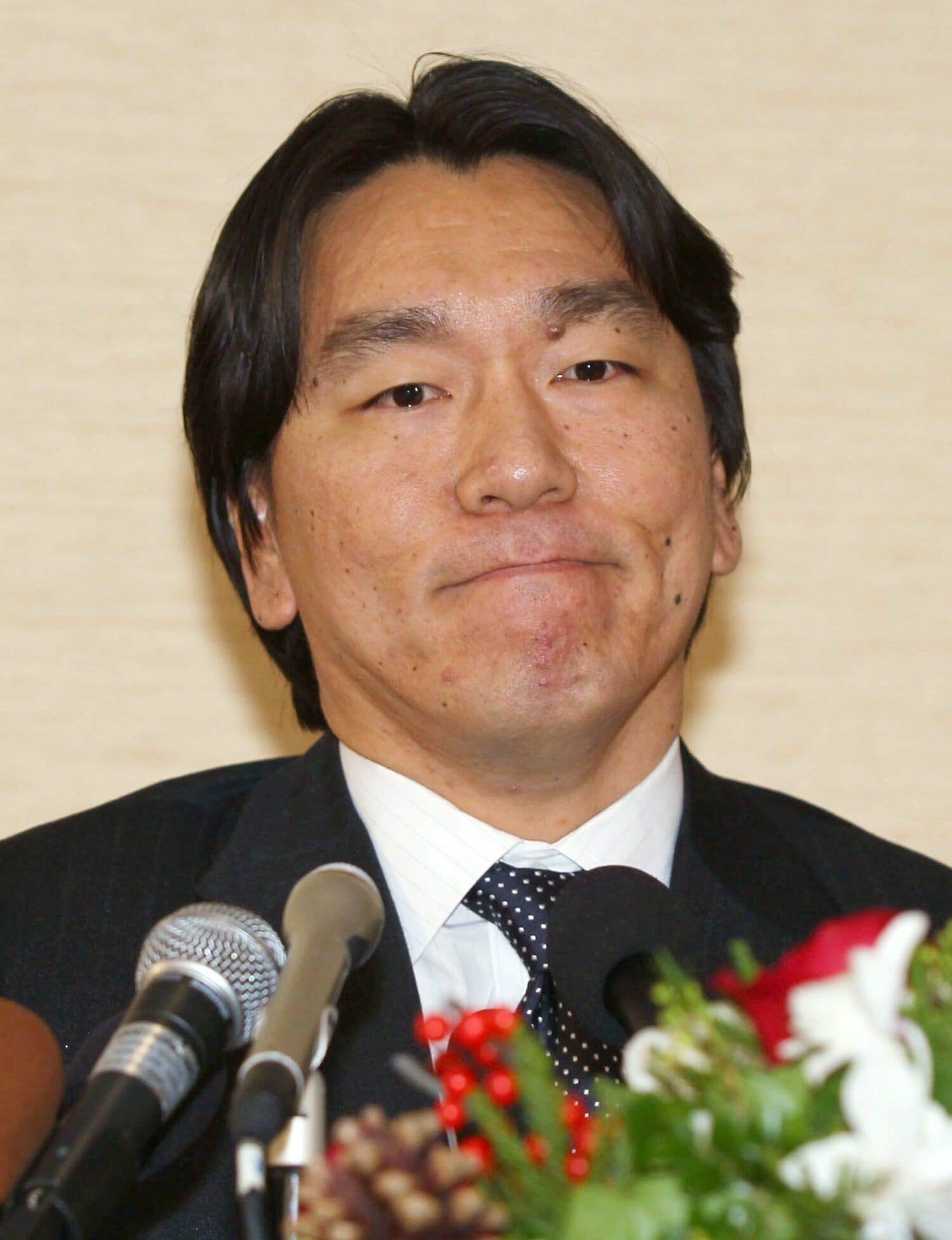 引退会見で「20年間で最も印象深いシーンは」と問われた松井は「長嶋監督と2人で素振りをした時間」を挙げた ©JIJI PRESS