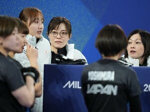 「フォルティウスは過酷な練習を」“家賃が払えないバイト時代”も…女子カーリング小笠原歩コーチと「お母さんみたい」小林未奈らの信頼関係とは