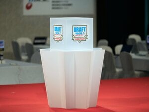 「仙台育英エースはなぜ指名漏れ？」「オリックスの“高校生押し”は後々、怖い」ベテラン野球記者が聞いた敏腕スカウトたちの“ドラフト大反省会”