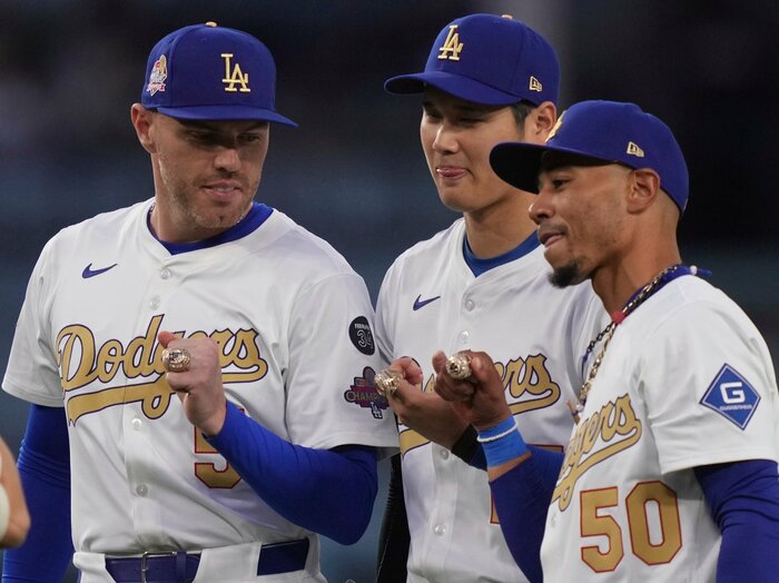 「天才的だよ」フリーマンでも“正直わからない”大谷翔平の「類稀な才能」米国人ドジャース番記者が聞いた「オオタニは何でもやってしまう」＜Number Web＞ photograph by AP/AFLO