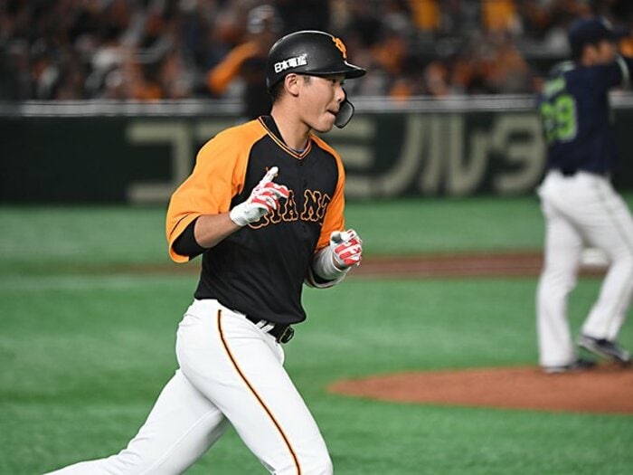 セ・パともにホームランが急増中！理由はボールか、それとも技術の向上か。＜Number Web＞ photograph by Naoya Sanuki