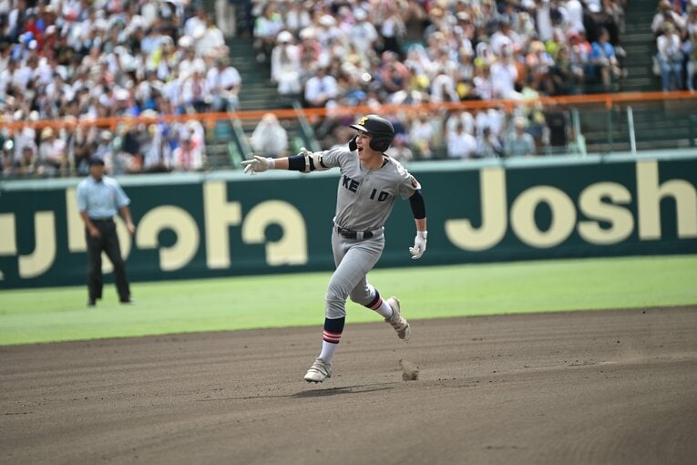 丸田湊斗「史上初、決勝で先頭打者HR」（3枚目／計4枚）　©Naoya Sanuki