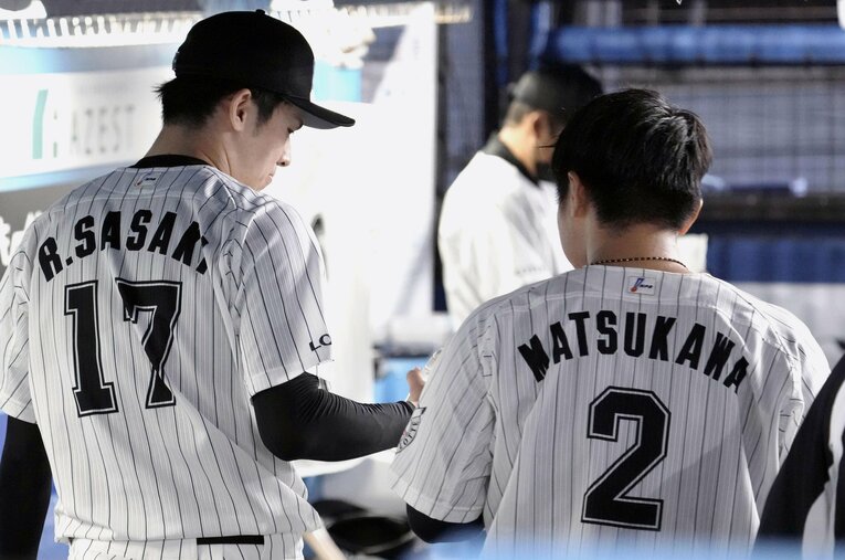 海を渡った右腕の眩しい後ろ姿を追いかけ、松川は飛躍を誓う　©KYODO