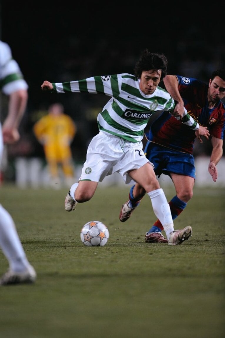 CLバルサ戦での中村俊輔　©Takuya Sugiyama