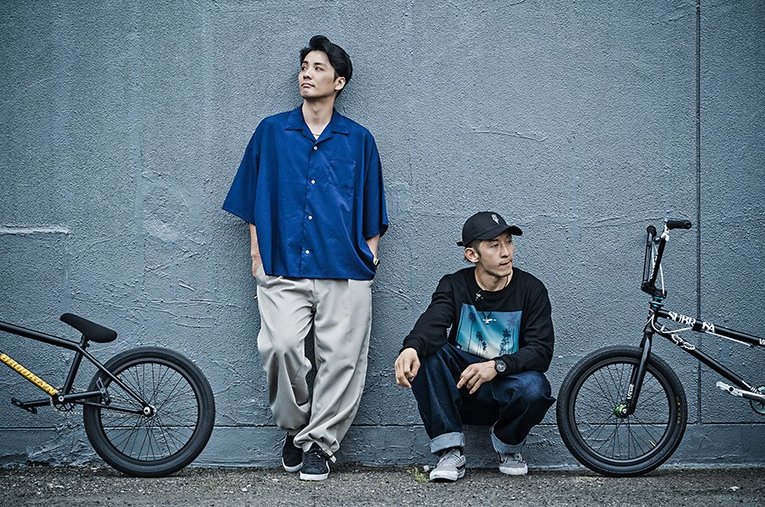 BMXの世界の第一線で活躍し続ける内野洋平（左）と高木聖雄。勝つだけではない、競技の魅力とは ／ photograph by Shuji Goto