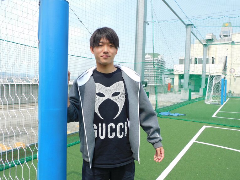 堂安律の兄・憂さん。現在はサッカースクール『ＮＥＸＴ１０　ＦＯＯＴＢＡＬＬ　ＬＡＢ』を経営するなど活躍中だ　©Number Web