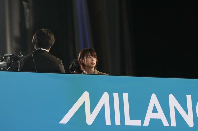 ミラノ五輪で妹・美朋を見つめる高木菜那さん　©Kaoru Watanabe/JMPA