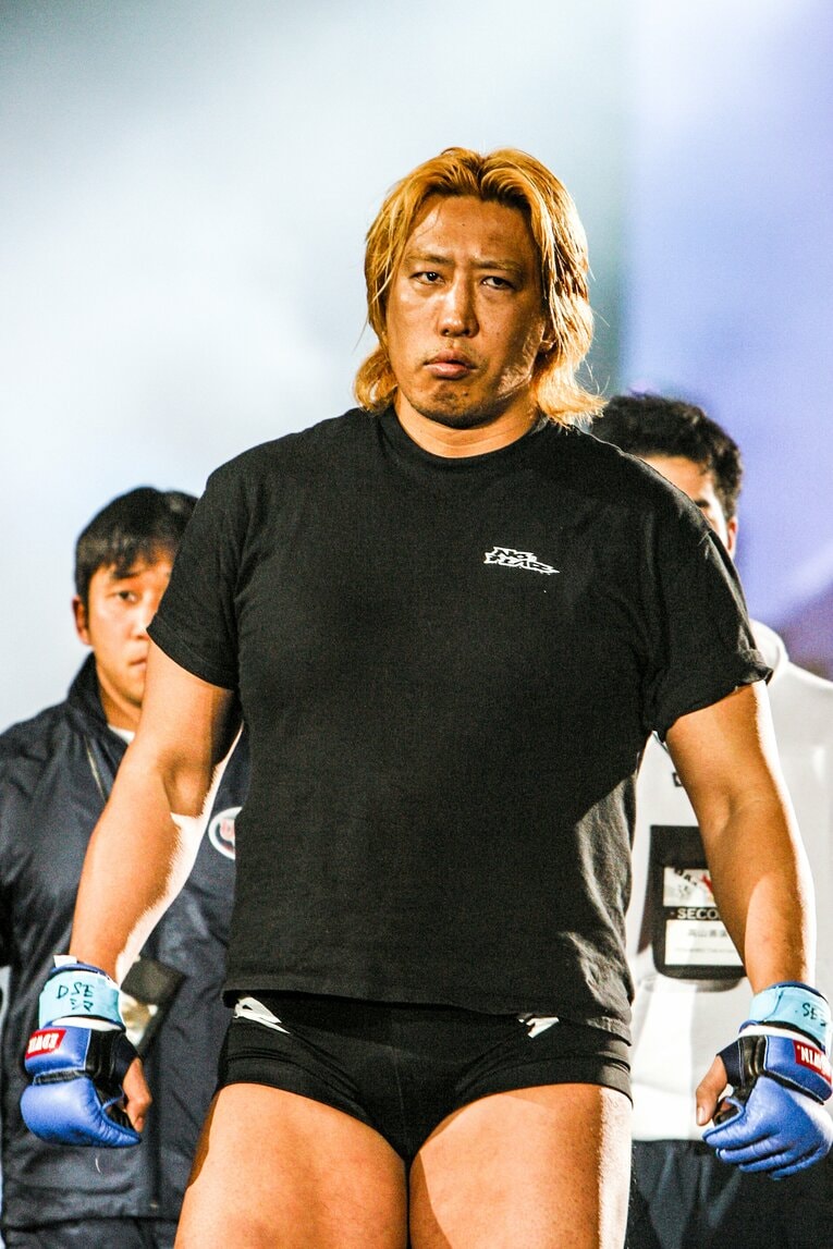 『INOKI BOM-BA-YE 2002』、ボブ・サップ戦の入場シーン