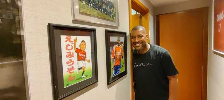 エジミウソンの豪華お宅と家族のラブラブぶり…写真はまだまだ続きます　©Hiroaki Sawada