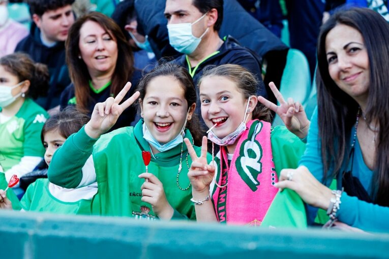 森保監督が久保建英をスペインまで見に来たのに…45分で交代　カメラマンが「終盤までいれば」と心残りを感じた理由(5)