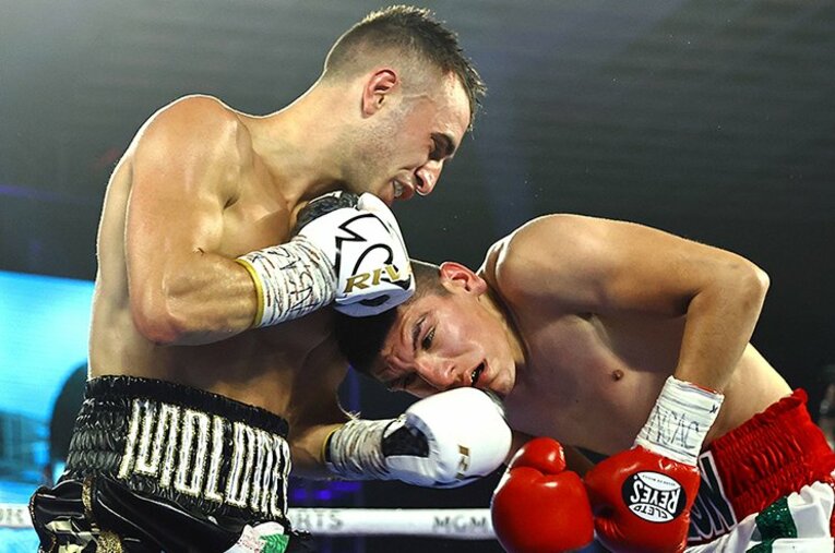 怪物・井上尚弥、“豪傑・パッキャオ”の域を目指し、次戦はWBO王者カシメロ？ それとも…(12) ／ photograph by Getty Images