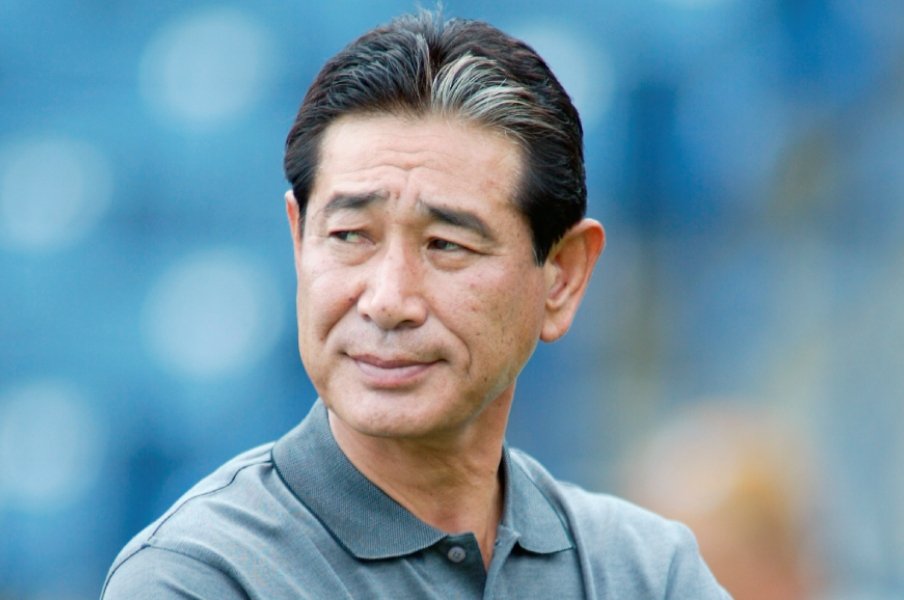 「高校生がおるじゃないか」星野仙一が風呂場で下した大決断…高卒ルーキーの“初登板ノーヒットノーラン”が生まれるまで<Number Web> photograph by AFLO