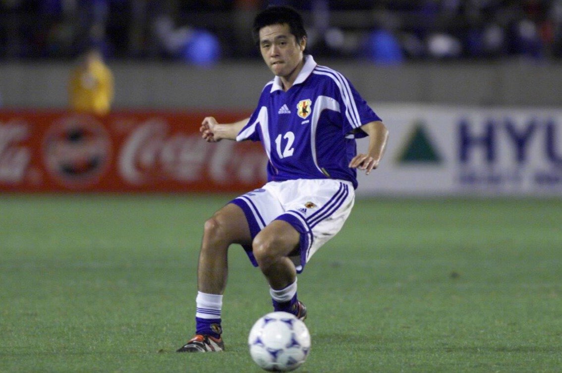 シドニー五輪予選タイ戦の遠藤。当時はまだメーンキャストではなかった　©JIJI PRESS