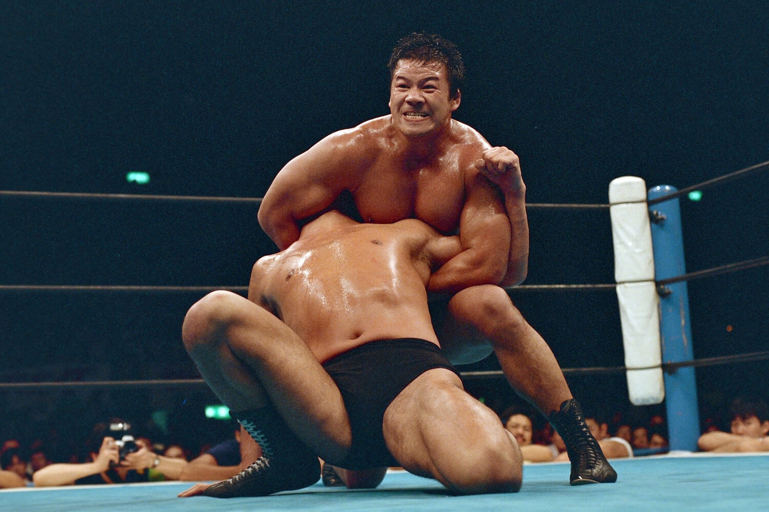 1988年8月8日、ドラゴンスリーパーでも猪木にとどめを刺すことはできなかった