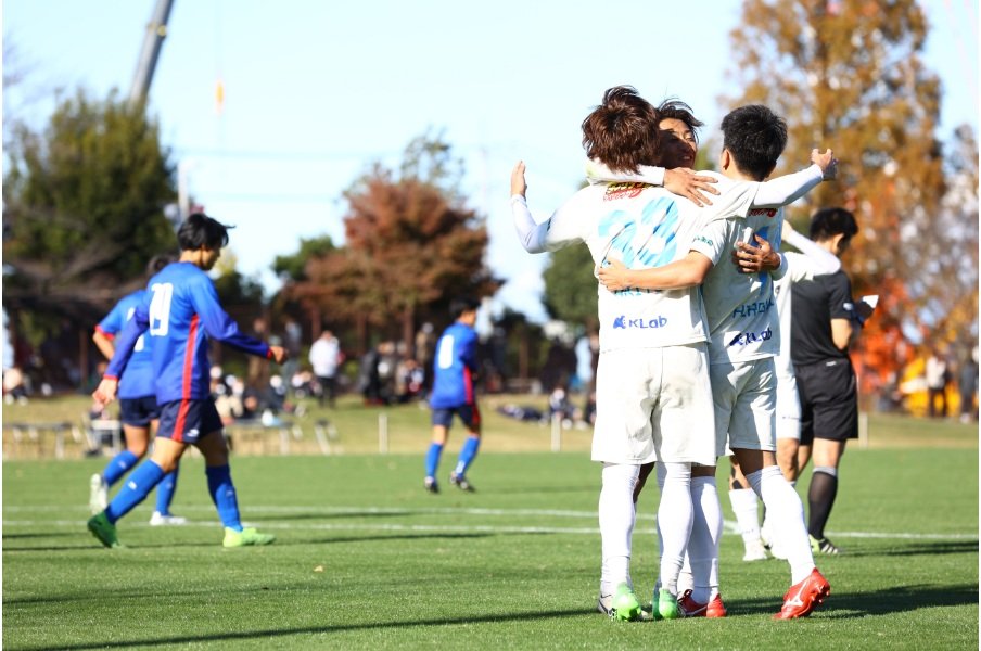 ©Kenzaburo Matsuoka