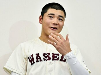 清宮幸太郎は大人で、妙に可愛い。「頭、ペシャンコじゃないですか？」＜Number Web＞ photograph by Kyodo News