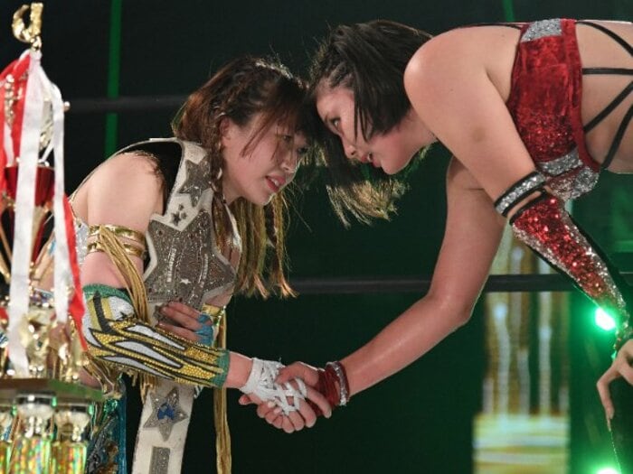 「白いベルトが泣いてるよ」KAIRI不在のリングで上谷沙弥は批判にどう答えた？ ひめかとのV9戦で示した“現在のスターダム”の価値＜Number Web＞ photograph by Masashi Hara
