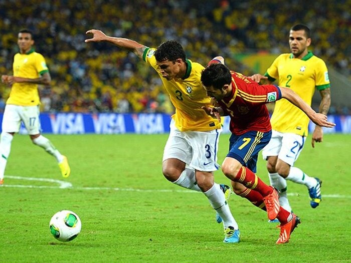 世界のCBの頂点に立つ“モンスター”。チアゴ・シウバ、故郷でのW杯決勝へ。<Number Web> photograph by Getty Images