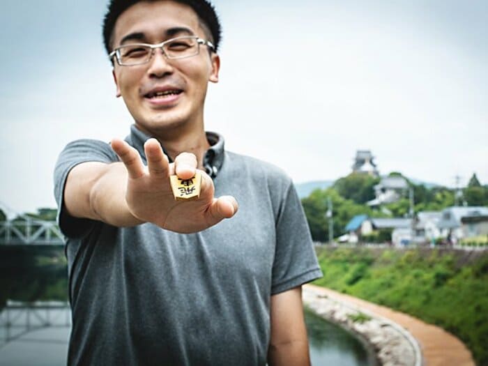 将棋は5歳、ランニングは4歳から。ほぼ毎日走る信念の棋士、菅井竜也。＜Number Web＞ photograph by Asami Enomoto