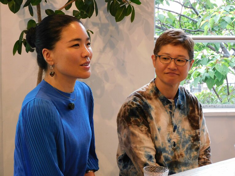 二人の歩みを語る高橋さんと藤岡さん　©︎Haruka Sato