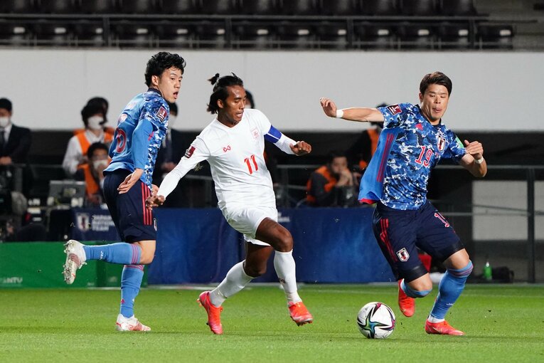 吉田麻也とともにA代表メンバーにも名を連ねる遠藤航と酒井宏樹　©Getty Images