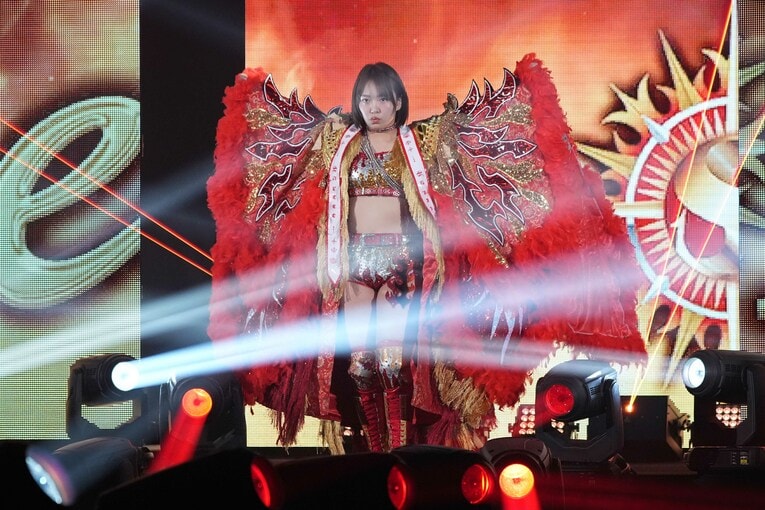 入場するSareee　©Essei Hara