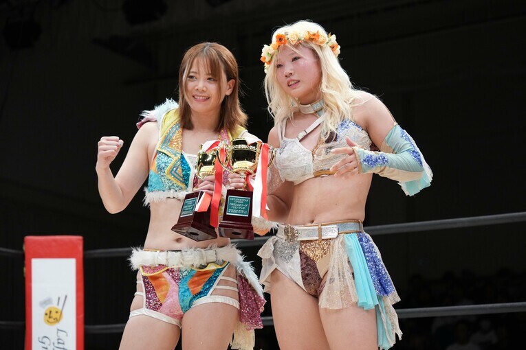 岩谷麻優にとってもビクトリア弓月は期待の存在だ　©Essei Hara