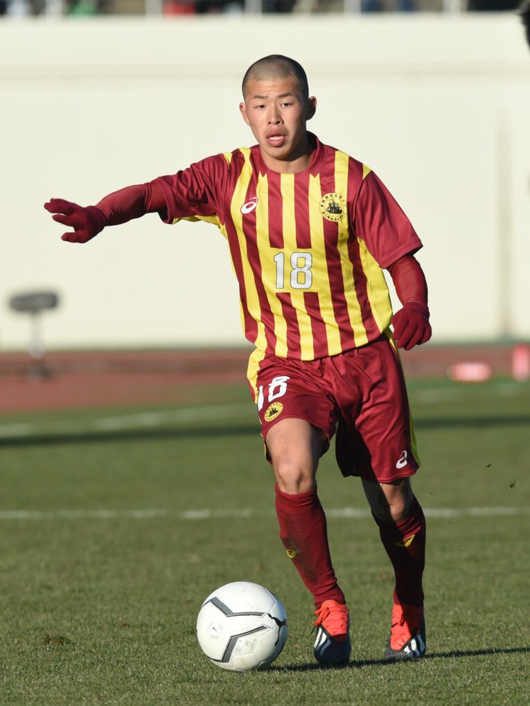 鈴木冬一／長崎総合科学大付 ／ photograph by Getty Images